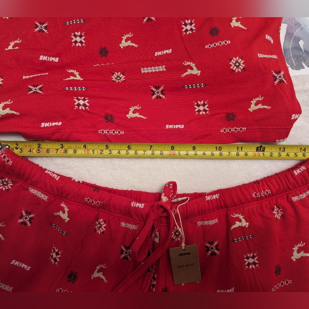 SKIMS Cropped Long Sleeved Holiday Cranberry Pajama Set - Picture 10 of 11